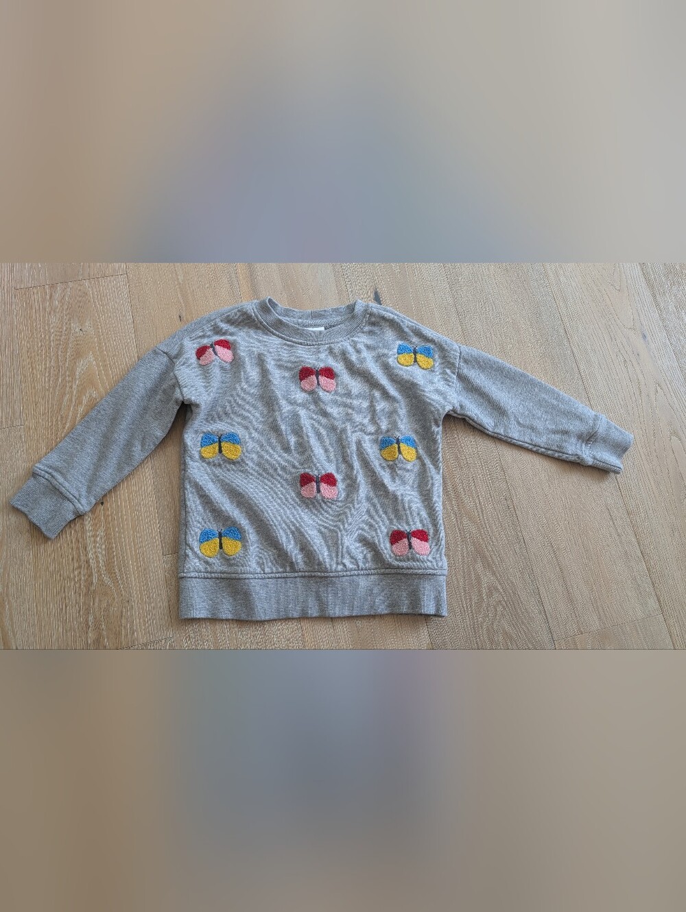 Hanna Andersson Girls Gray Sweatshirt with Butterflies Appliqué